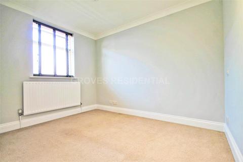 1 bedroom flat for sale, Grafton Road, New Malden