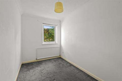 2 The Cedars, Totnes, TQ9 5YR