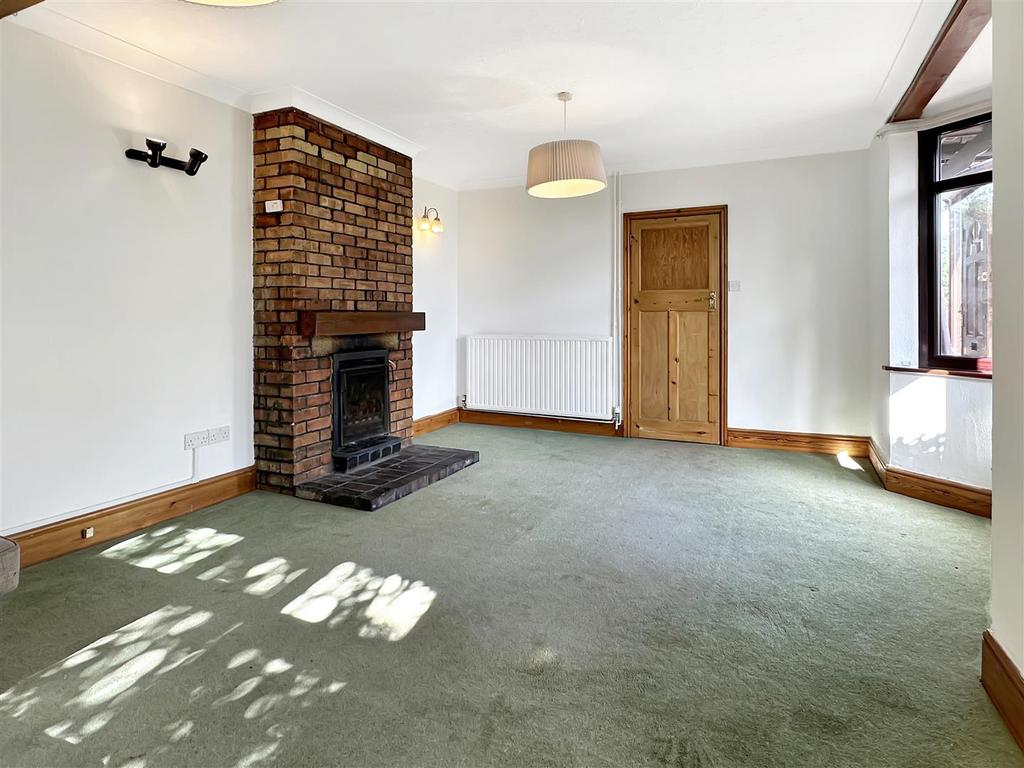 Mill Road, Cambridge CB24 3 bed bungalow to rent £1,400 pcm (£323 pw)