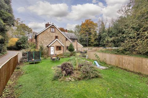 3 bedroom semi-detached house for sale, Wierton Hill, Boughton Monchelsea, Maidstone, Kent, ME17