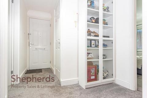 2 bedroom flat for sale, Ogard Road, Hoddesdon EN11