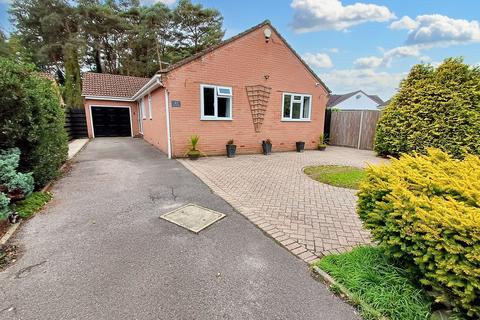 4 bedroom detached bungalow for sale, Verwood