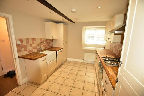 3 bedroom property to rent, Eden Mews, Irthlingborough, Wellingborough