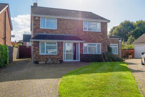 4 bedroom detached house for sale, Bishops Court Gardens, Chelmsford CM2