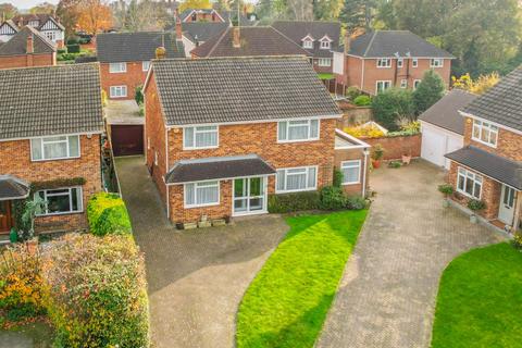 4 bedroom detached house for sale, Bishops Court Gardens, Chelmsford CM2