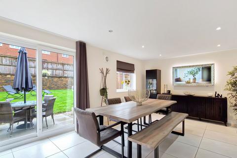 4 bedroom detached house for sale, Tyldesley M29