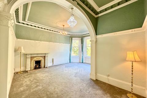 25 Drive Road, Glasgow, G51 4AG