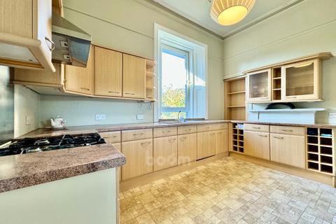25 Drive Road, Glasgow, G51 4AG
