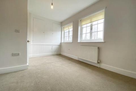 2 bedroom cottage to rent, Dekker Road Dulwich