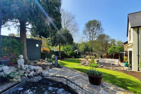 3 bedroom detached house for sale, Stunning Detached Cottage:  Roydon