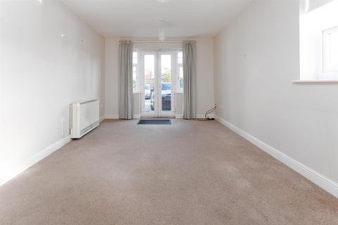 2 bedroom apartment for sale, Fairfield Road, Market Harborough