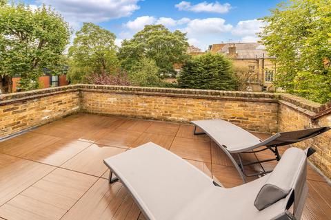 2 bedroom flat for sale, Priory Road, London, NW6