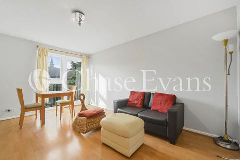 2 bedroom apartment to rent, Taeping Street, Clippers Quay, Isle Of Dogs E14