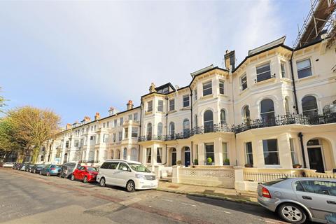 2 bedroom apartment to rent, St. Aubyns, Hove