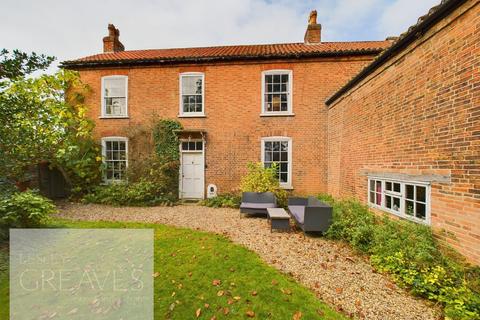 4 bedroom farm house for sale, Meadow Lane, Burton Joyce, Nottingham