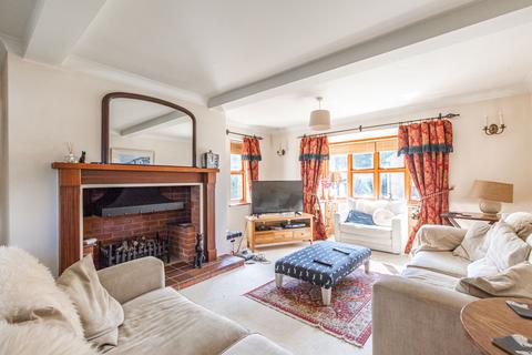 4 bedroom detached house for sale, Spacious Four-Bedroom Home in the Heart of Thornham