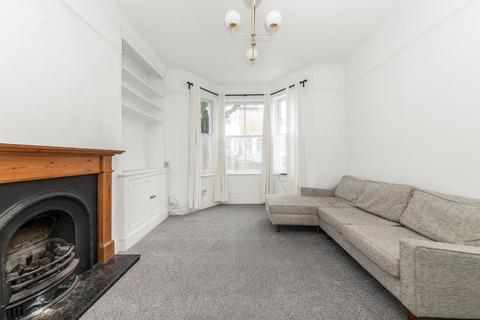 1 bedroom ground floor flat to rent, Buckmaster Road, Clapham Junction, SW11