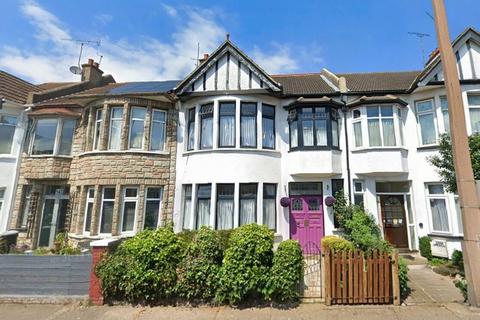 3 bedroom terraced house for sale, Westborough Road, Westcliff on Sea SS0