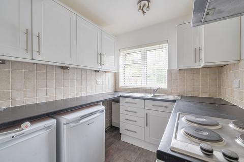 2 bedroom ground floor maisonette for sale, Worcester Road, Sutton