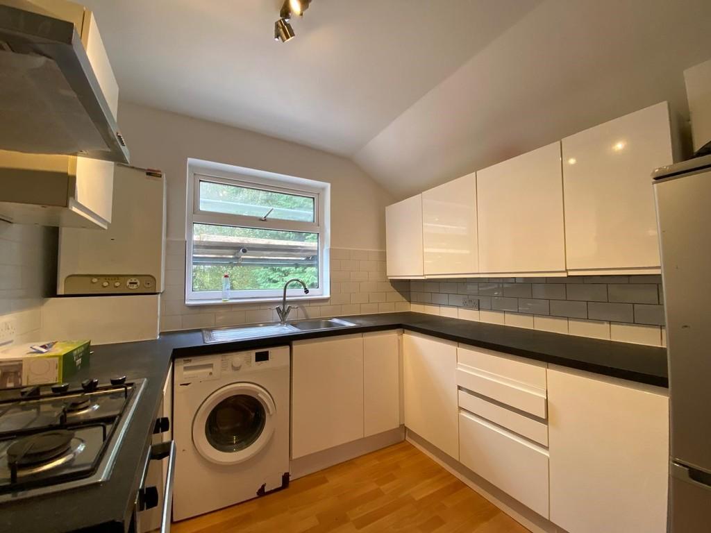 223 Shaftesburykitchen