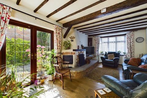 4 bedroom detached bungalow for sale, Burston Drive, Park Street, St Albans
