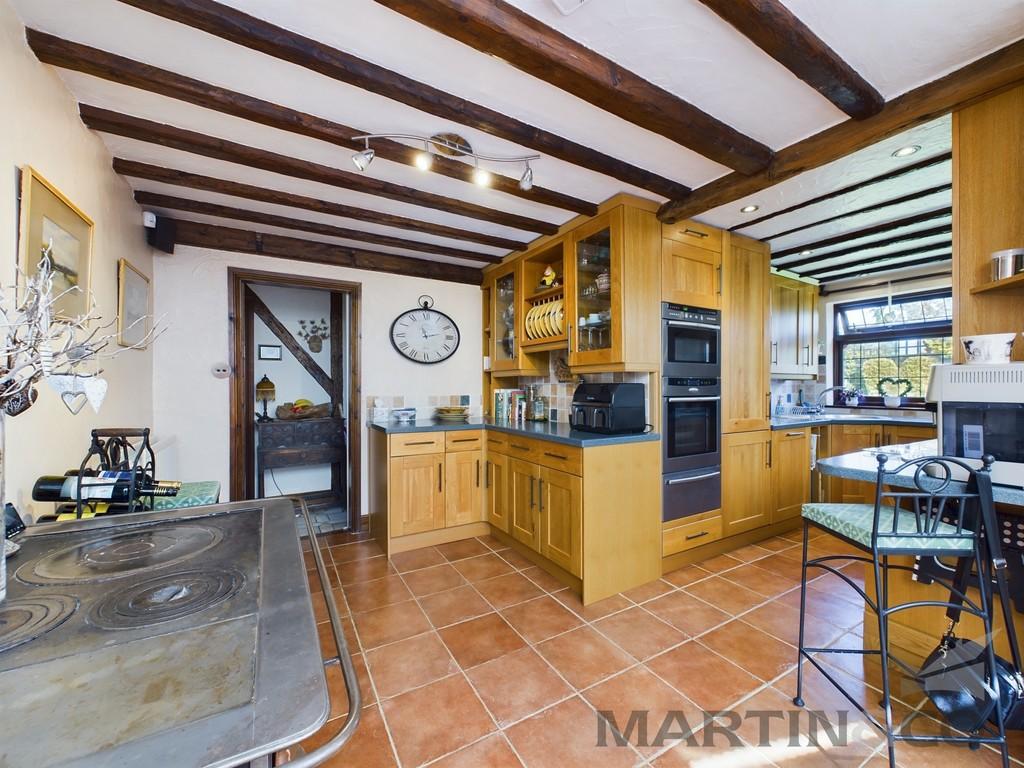 4 Kitchen