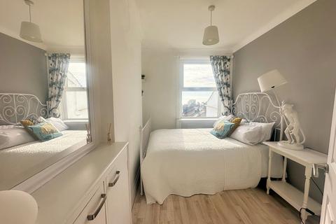 1 bedroom flat for sale, Montpelier Place, Brighton, BN1 3BF