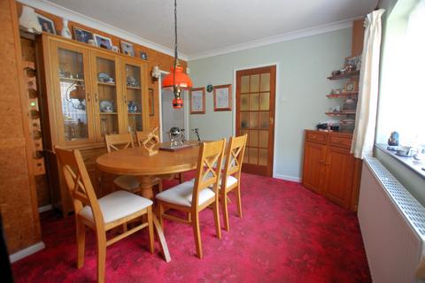 4 bedroom detached bungalow for sale, Grange Road, Tiptree