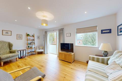 4 bedroom semi-detached house for sale, Kings Hollow, Charlton Kings