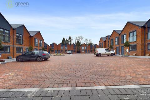 3 bedroom end of terrace house for sale, The Mews, Tamworth B78