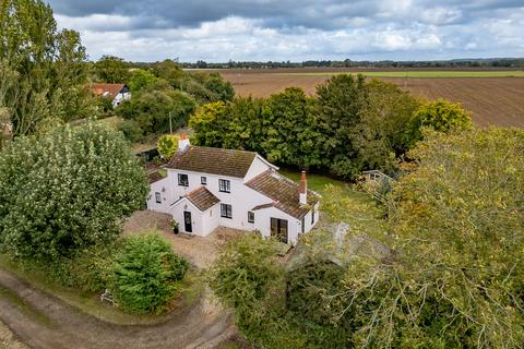 5 bedroom cottage for sale, Dereham