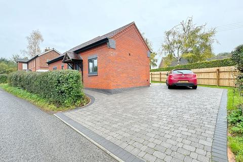 4 bedroom detached bungalow for sale, Yew Tree Cottage, Bromsberrow Heath