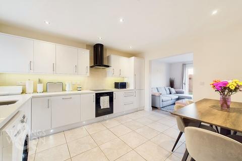 2 bedroom end of terrace house for sale, Burrage Way, Sprowston, Norwich