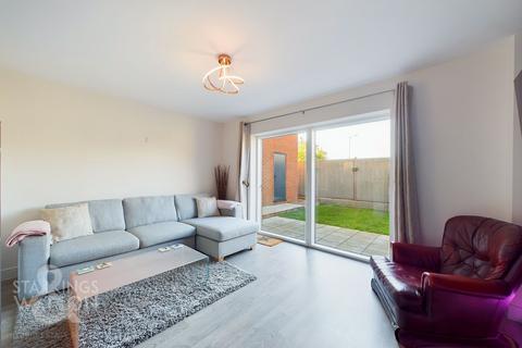 2 bedroom end of terrace house for sale, Burrage Way, Sprowston, Norwich