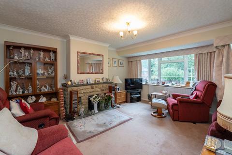 2 bedroom maisonette for sale, Swan Mill Gardens, Dorking