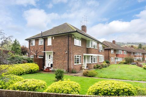 2 bedroom maisonette for sale, Swan Mill Gardens, Dorking