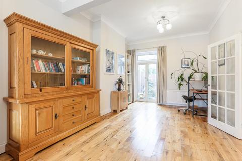 3 bedroom house for sale, Kemble Road, London