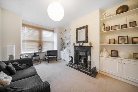 2 bedroom flat for sale, Sandringham Road, London NW2