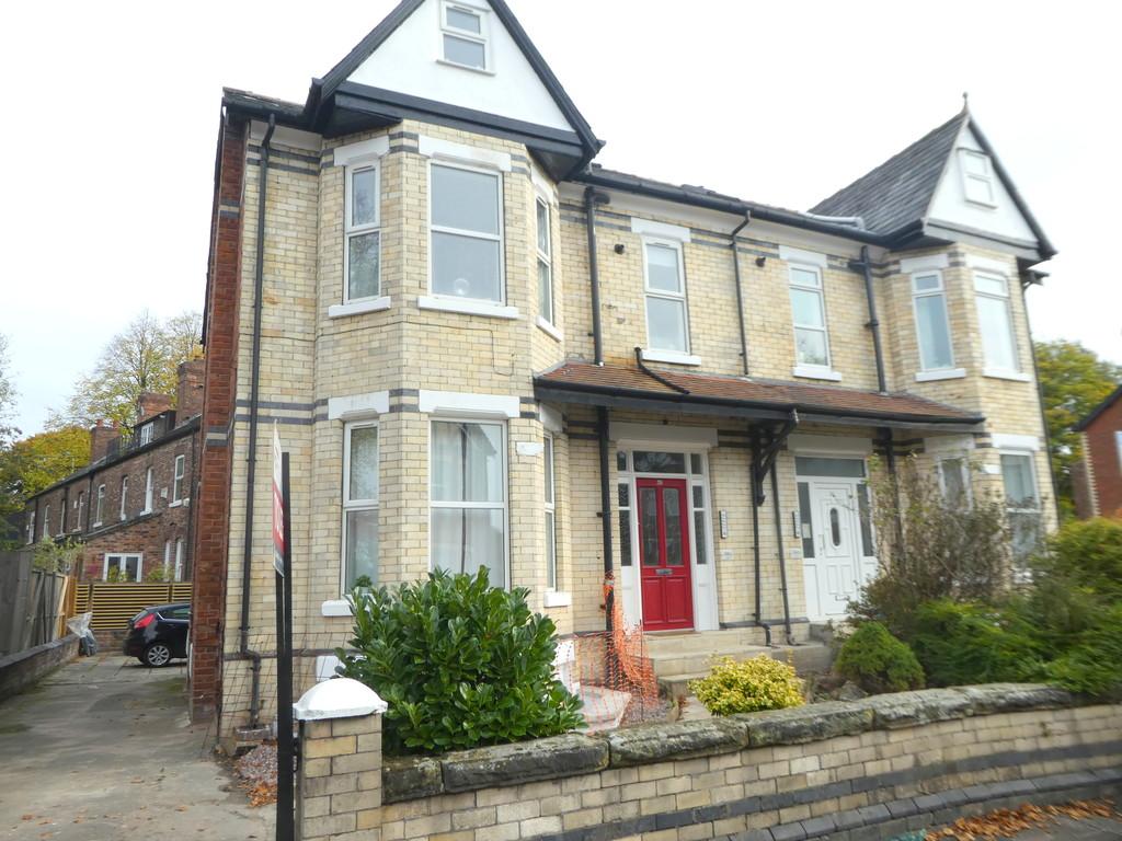 Everett Road, Didsbury, Manchester Studio To Rent - £995 Pcm (£230 Pw)