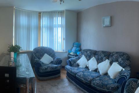 3 bedroom end of terrace house for sale, Beverley Road, Luton, Bedfordshire, LU4