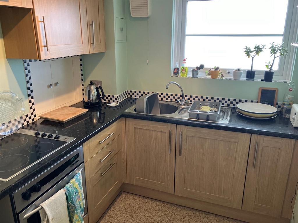 Kitchen: