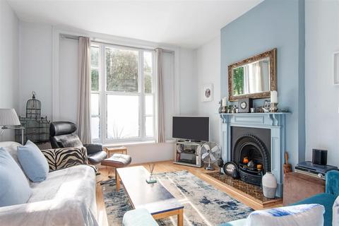 4 bedroom house for sale, Fleet Road, London