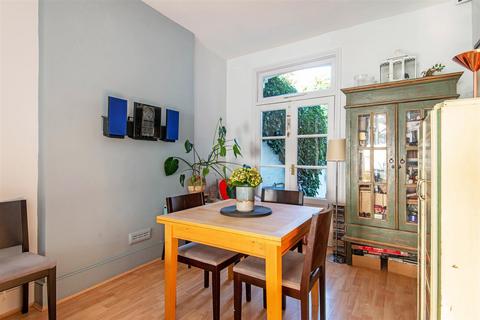 4 bedroom house for sale, Fleet Road, London