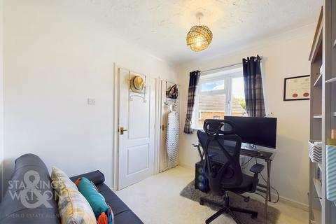 11 Lavender Close, Attleborough, NR17 2PZ