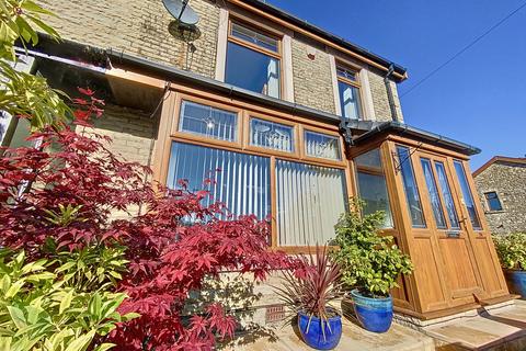 3 bedroom semi-detached house for sale, Knowlesly Road, Darwen