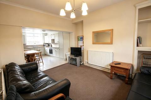 7 bedroom terraced house to rent, Longbrook Street, Exeter EX4