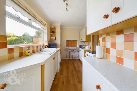 3 bedroom chalet for sale, Penn Close, Taverham, Norwich