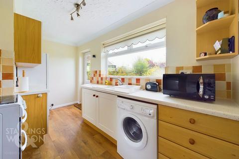 3 bedroom chalet for sale, Penn Close, Taverham, Norwich