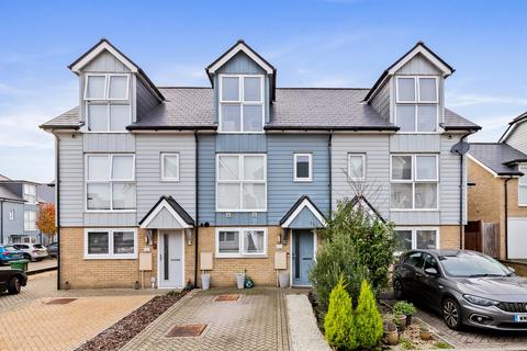 3 bedroom terraced house for sale, Eton Walk, Folkestone, CT19