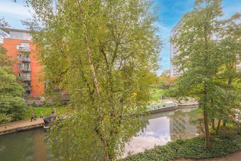 1 bedroom flat for sale, Finch Lodge, Admiral Walk, London